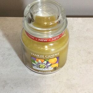 NWT RARE Medium Yankee Candle Wild Passion Fruit Jar Candle - Yellow